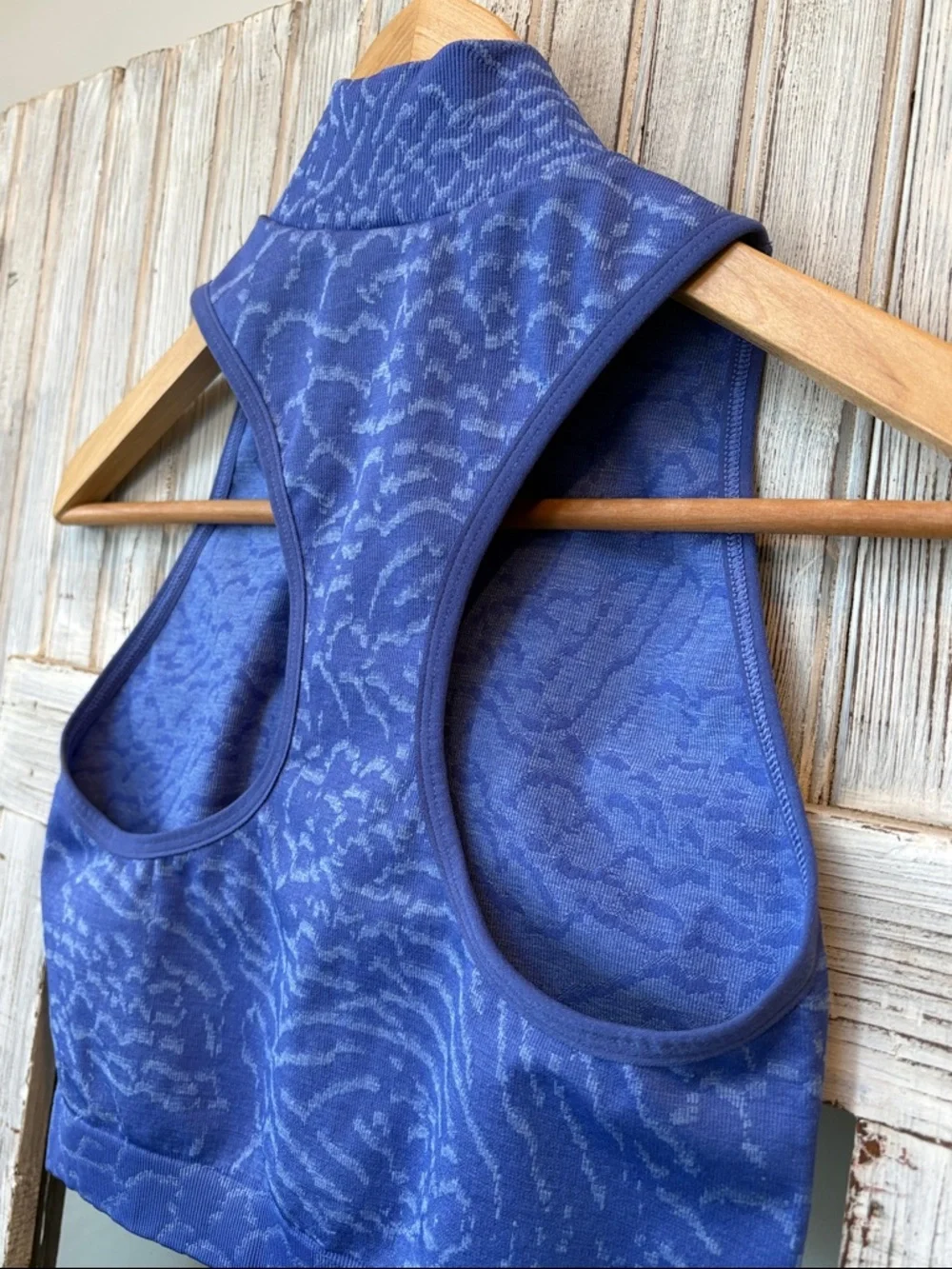 Gymshark Patterned Half‑Zip Crop Top Royal Blue Size M - Picture 5 of 10